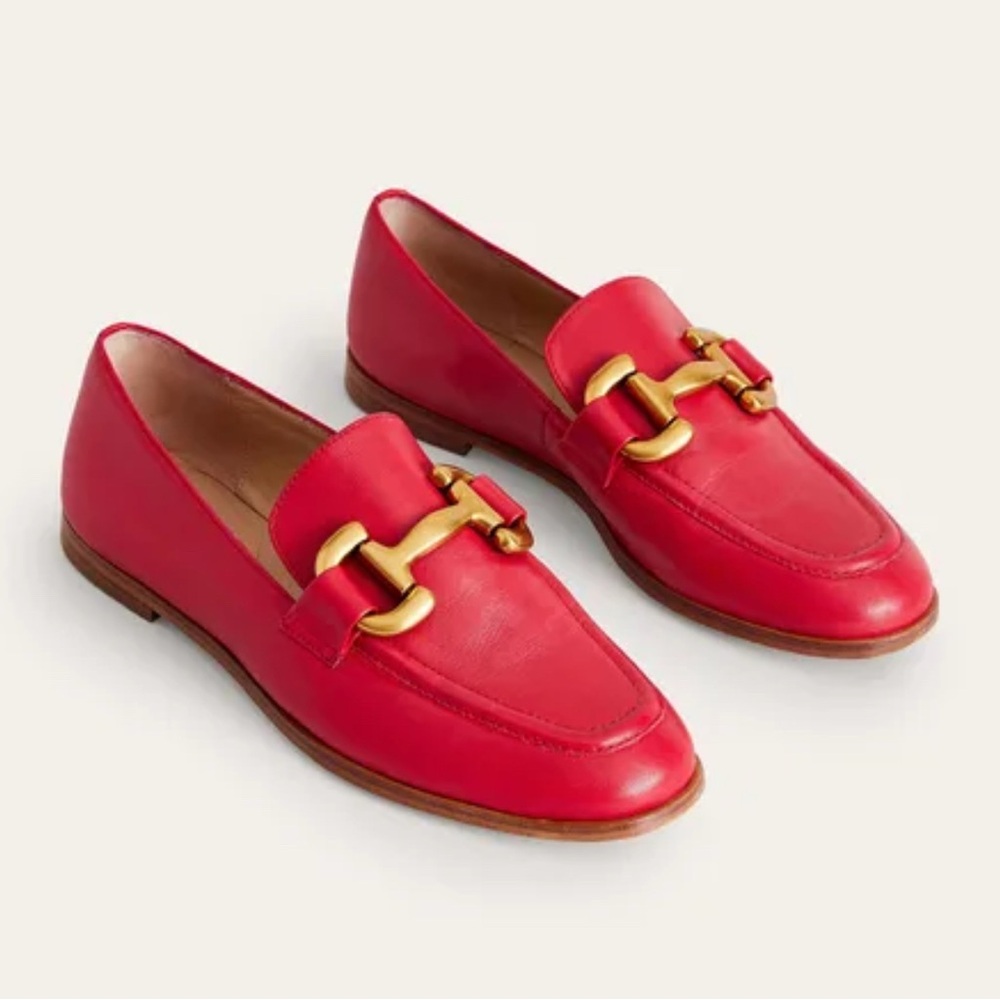 Boden Iris Snaffle Loafer size 9. Never worn but no box!